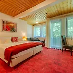 Neudeck Hotel 3*