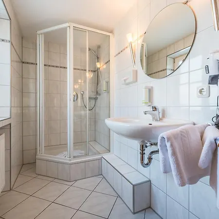 Hotell Neudeck 3*