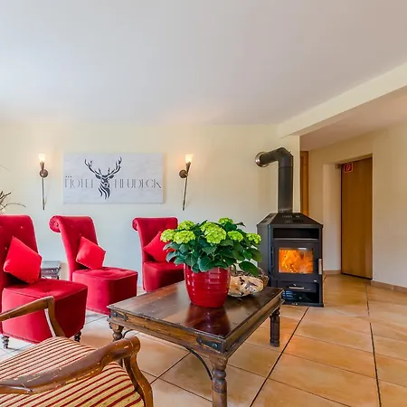 Отель Neudeck 3*