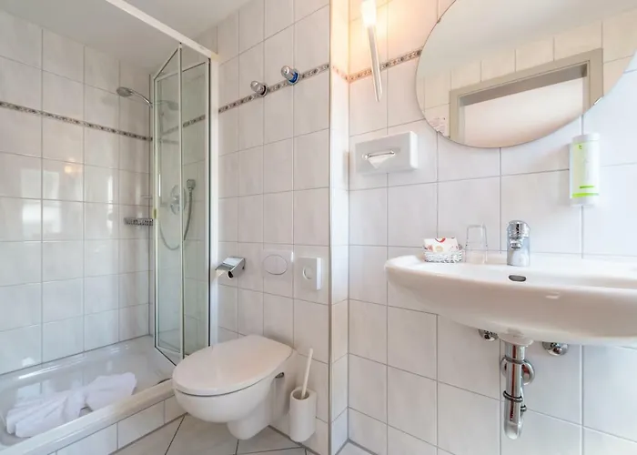 Neudeck Hotel 3*
