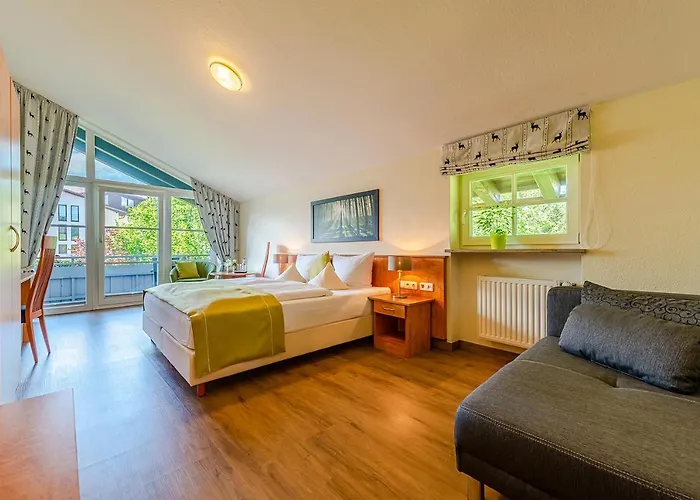 Neudeck Hotel 3*